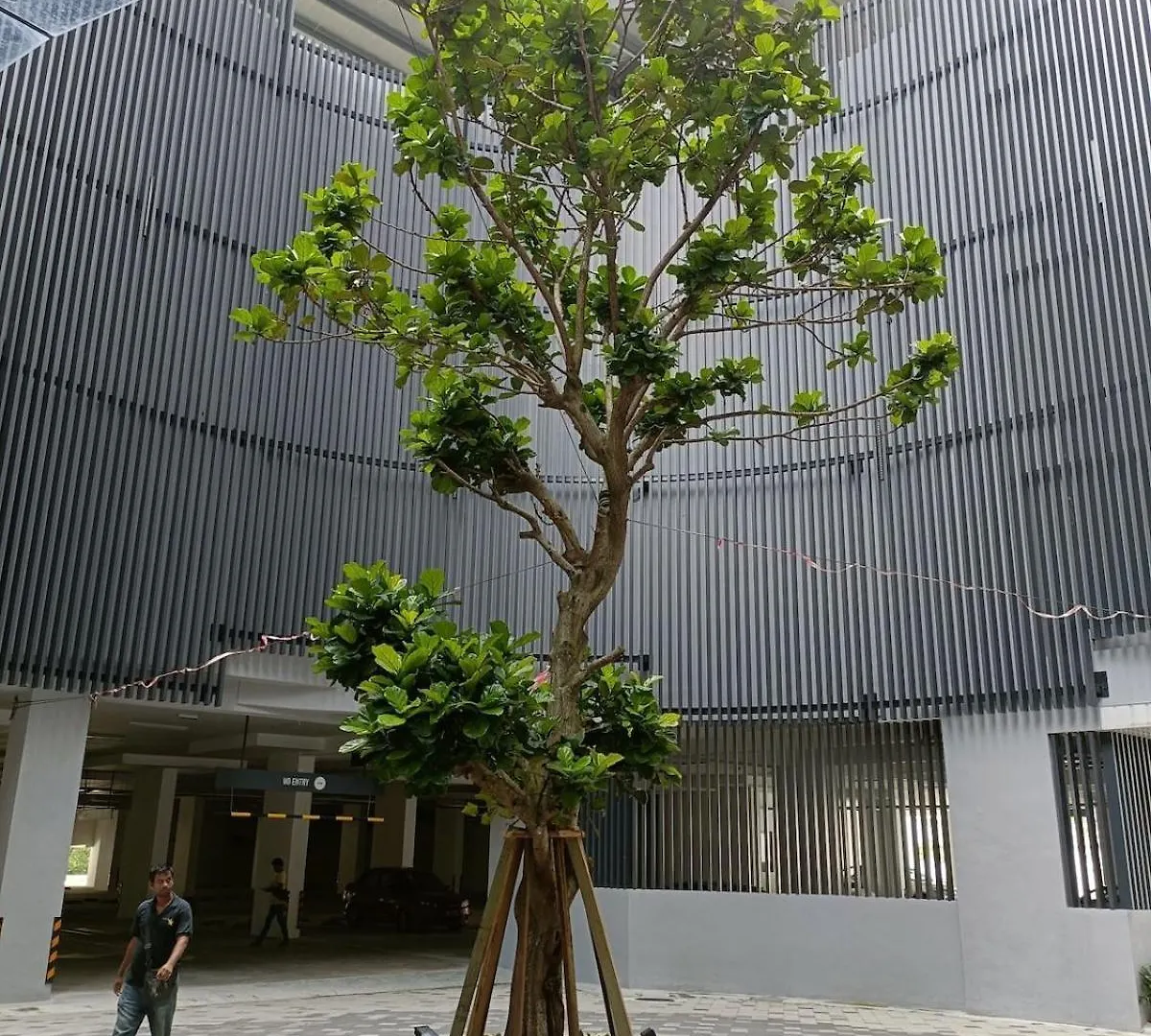 شقة Sky Trees 2 Guests Nflix Balcony Aeon Pool جوهر بهرو