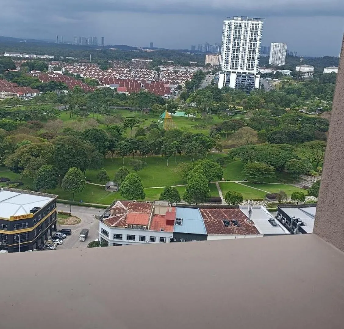 شقة Sky Trees 2 Guests Nflix Balcony Aeon Pool جوهر بهرو